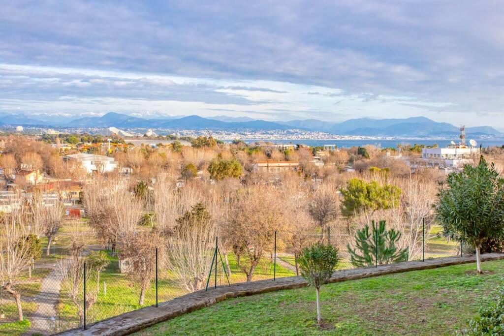 A7- 2 Bdr Sea & Mountain View - Ac, Parking, Pool & Terrace Apartment Antibes Luaran gambar