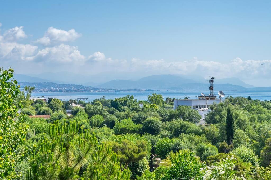 A7- 2 Bdr Sea & Mountain View - Ac, Parking, Pool & Terrace Apartment Antibes Luaran gambar