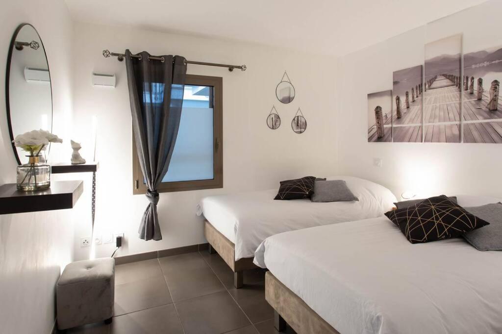 A7- 2 Bdr Sea & Mountain View - Ac, Parking, Pool & Terrace Apartment Antibes Luaran gambar